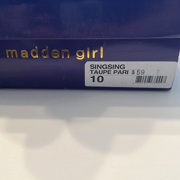 Madden girl women’s boots size 10 Taupe - Picture 4 of 4